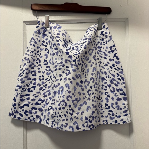 Tommy Bahama Blue and White Golf Mini Skirt - Picture 2 of 3